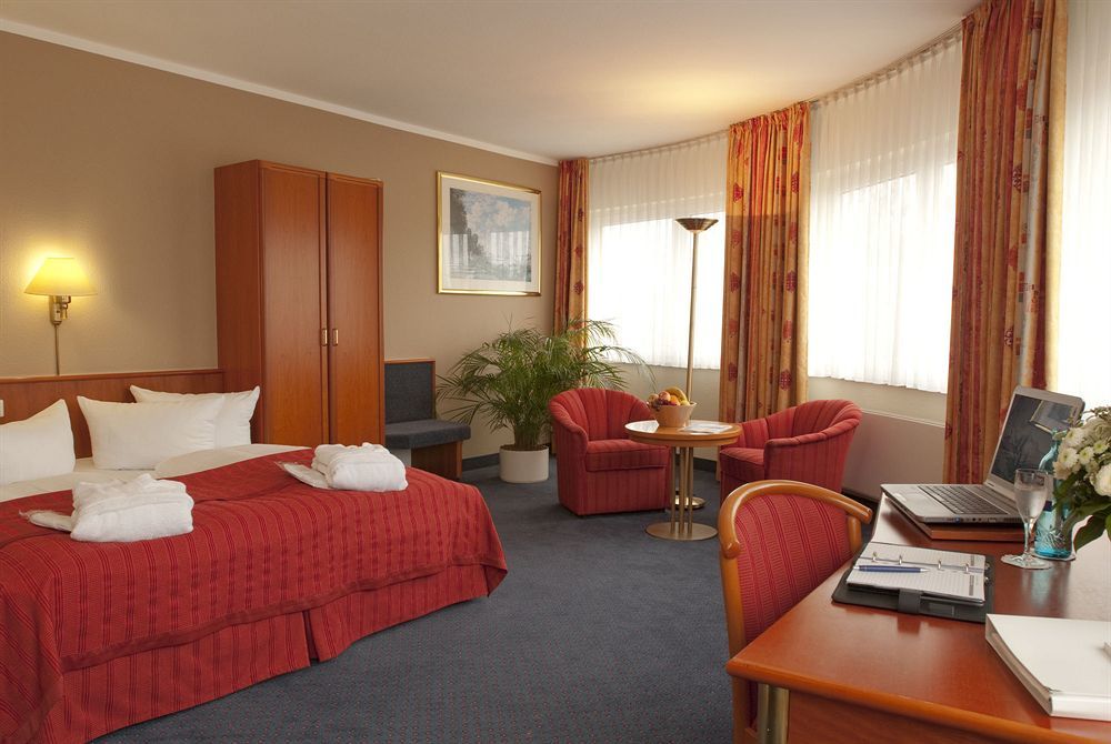 H+ Hotel Darmstadt Eksteriør billede